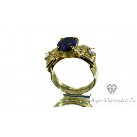 Yellow Gold Ring Unique Blue Sapphire