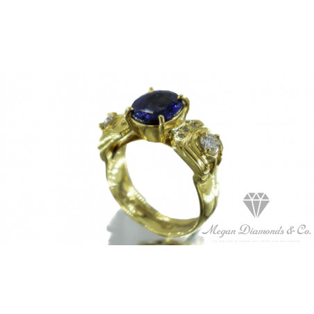 Yellow Gold Ring Unique Blue Sapphire