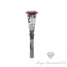 Ruby Ring with 8 diamonds